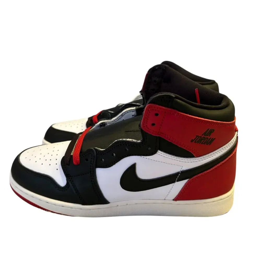 Nike Air Jordan 1 Retro High OG GS Sz 7Y / 8.5 Women‎ FD1437 106